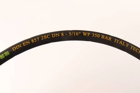 картинка Шланг для АВД 2-х оплеточный облегченный, диаметр 8 мм длина 10 м 