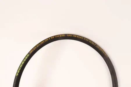 картинка Шланг для АВД 2-х оплеточный d-8мм 10 м с защитными ручками (металл) 