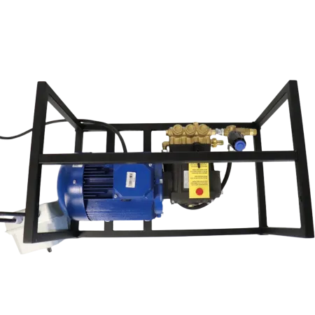 картинка LUXOR 90.250 BP Аппарат высокого давления стационарный на раме 