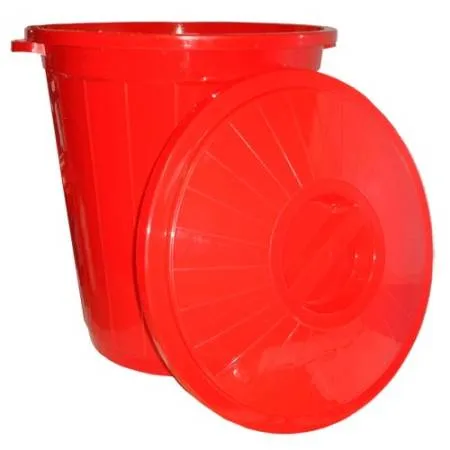Бак 70 л., пластмассовый, с крышкой