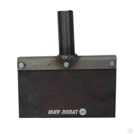 Скребок с закаленной накладкой 200x240x3 мм труба D30