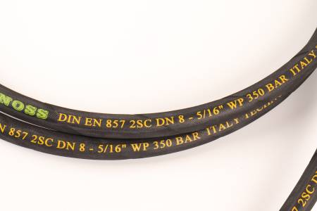 картинка Шланг для АВД 2-х оплеточный облегченный, диаметр 8 мм длина 3 м 